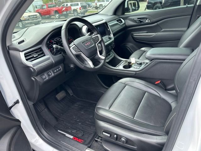 Used 2021 GMC Acadia SLT w/ Technology Package AWD/4WD image 13