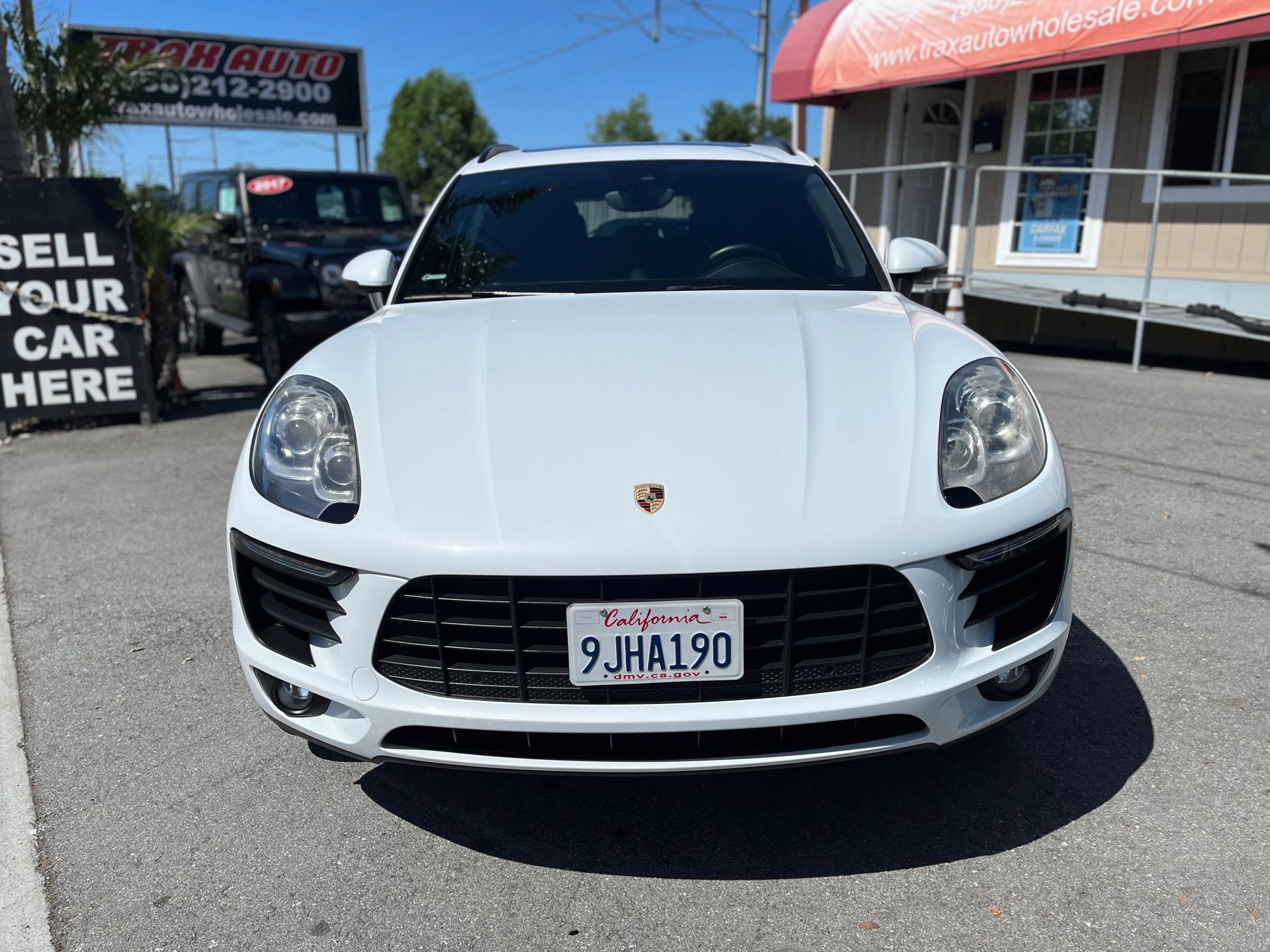 Used 2017 Porsche Macan S image 2