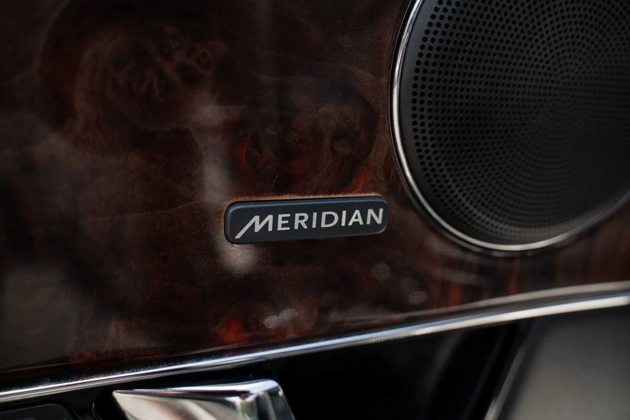 Used 2013 Jaguar XJ AWD image 20