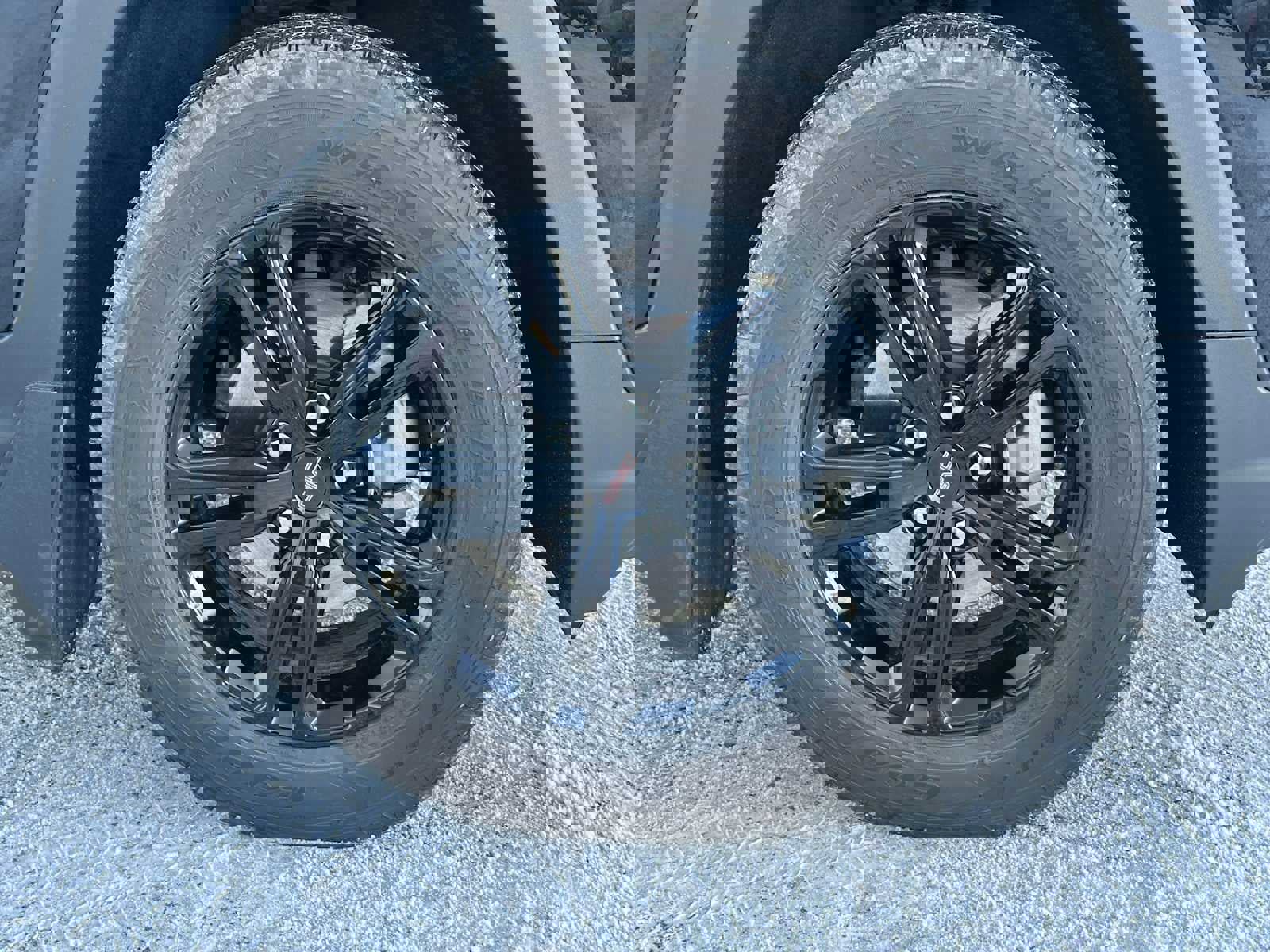 Used 2024 GMC Terrain AT4 w/ Infotainment Package II image 9