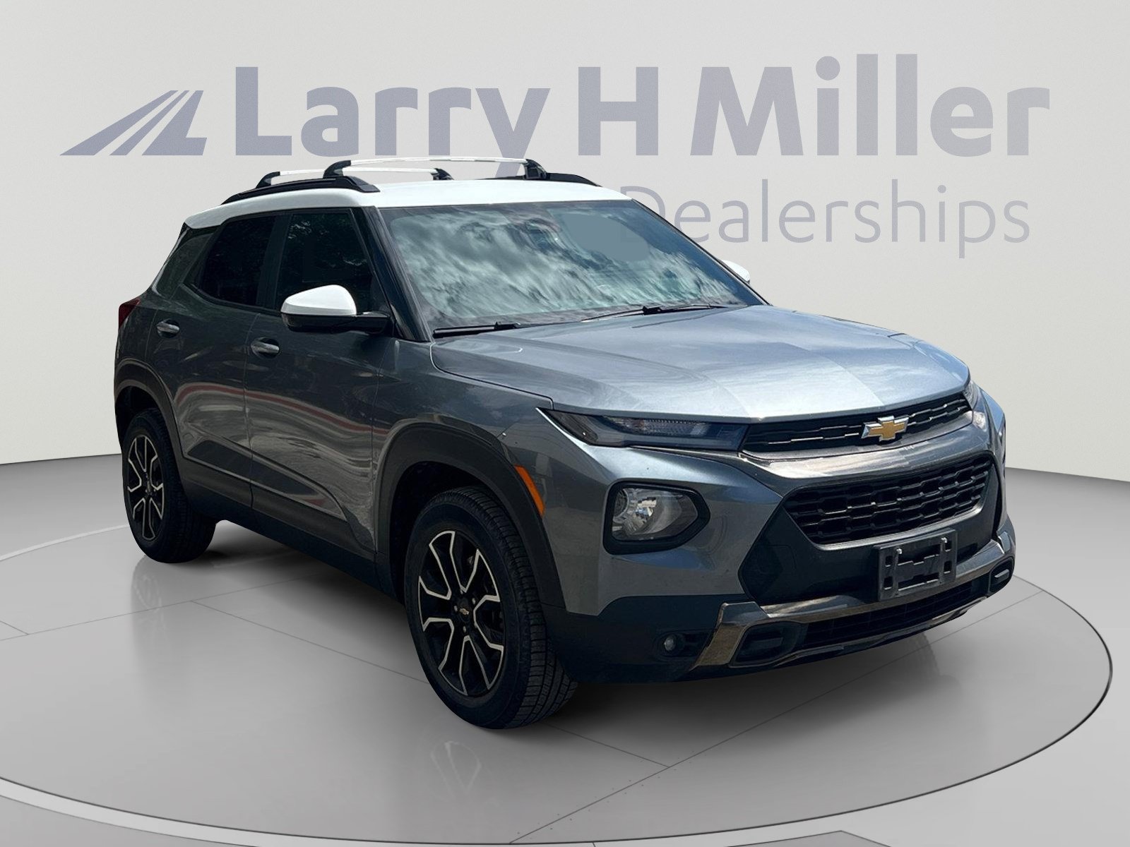 Used 2021 Chevrolet TrailBlazer ACTIV w/ Technology Package AWD/4WD image 7