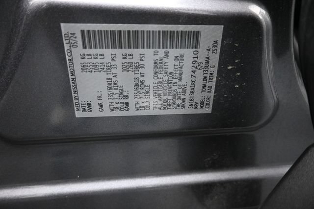 Used 2024 Nissan Rogue SV w/ SV Premium Package FWD image 23