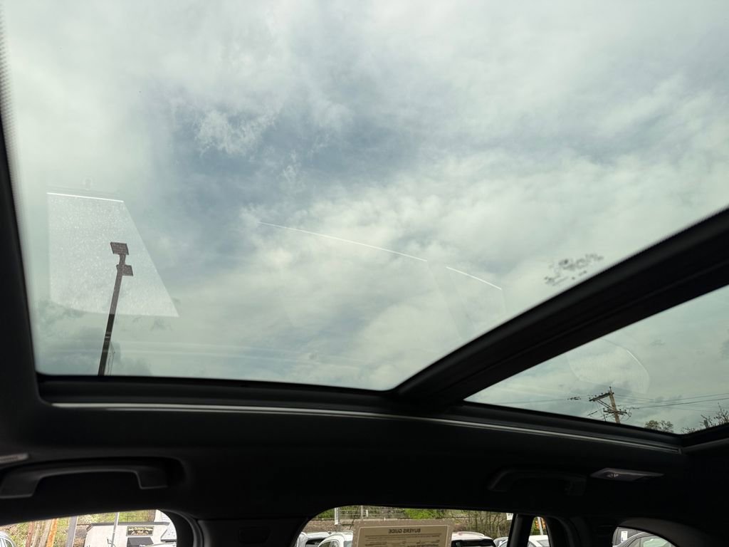 Used 2019 BMW X1 xDrive28i w/ Convenience Package image 32