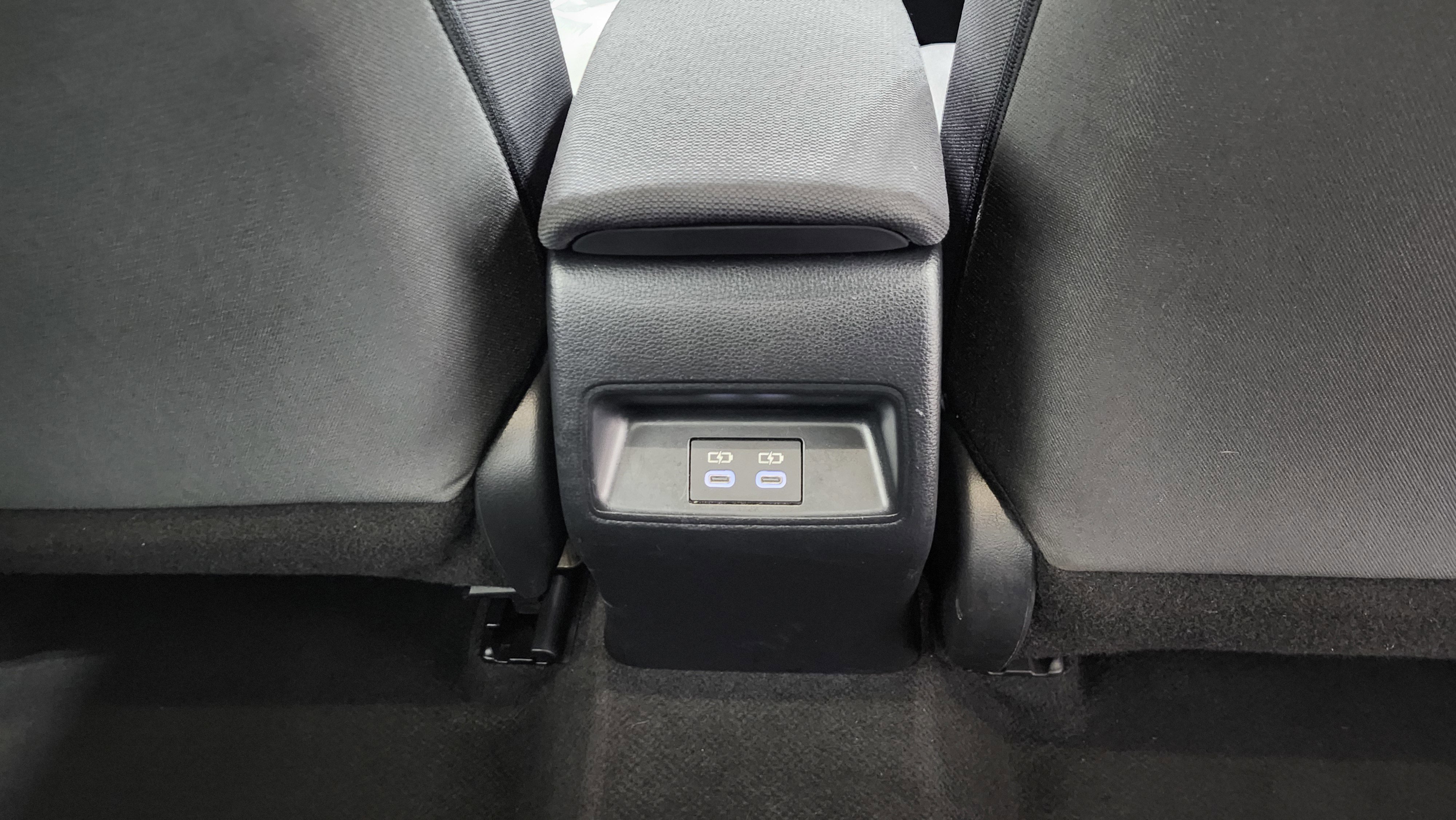 Used 2024 Toyota Corolla LE image 18