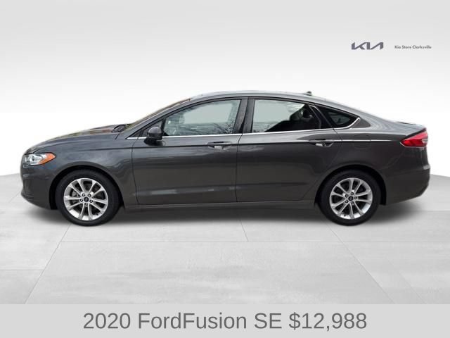 Used 2020 Ford Fusion SE FWD image 5