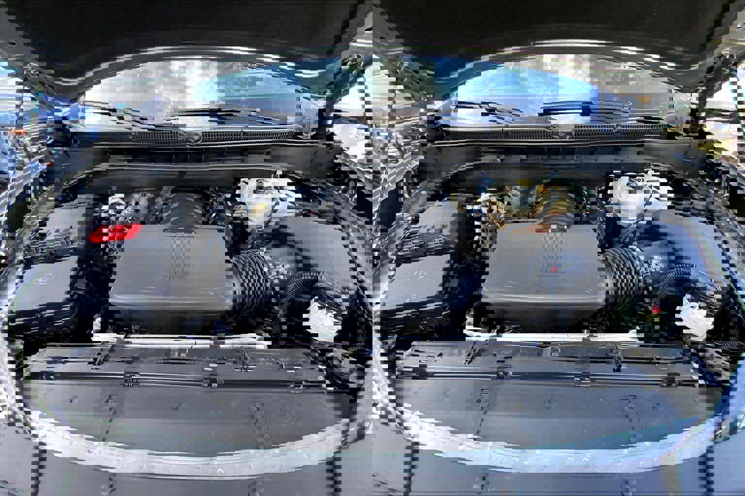 Certified 2023 GMC Yukon Denali image 28