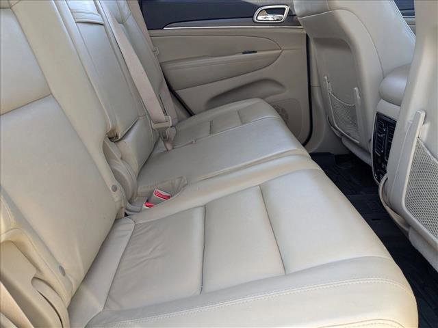 Used 2017 Jeep Grand Cherokee Limited image 18