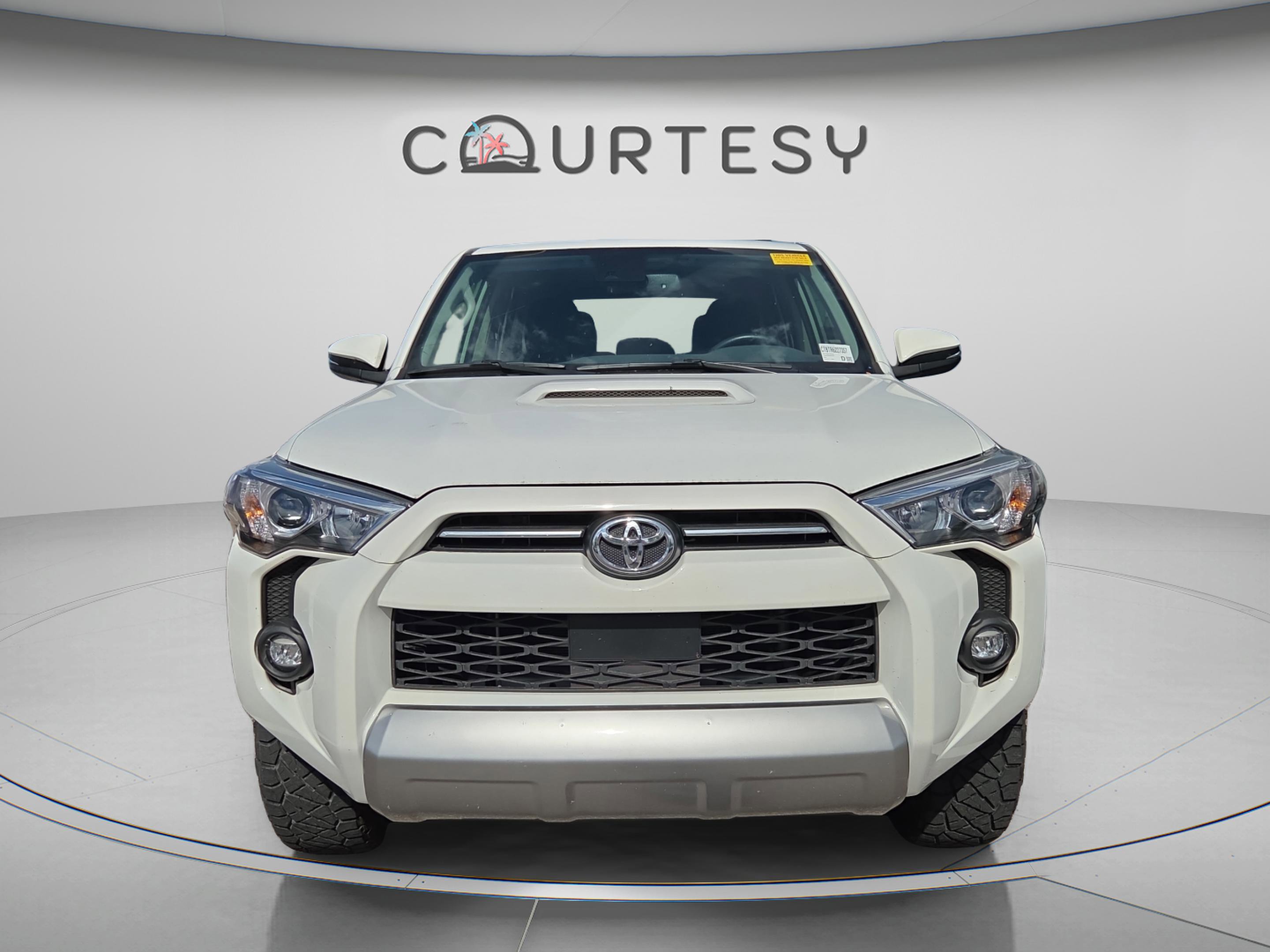 Certified 2024 Toyota 4Runner TRD Off-Road Premium w/ Moonroof Package AWD/4WD image 4