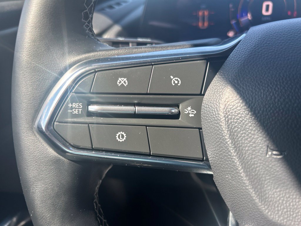 Used 2026 Chevrolet Traverse LT AWD/4WD image 19