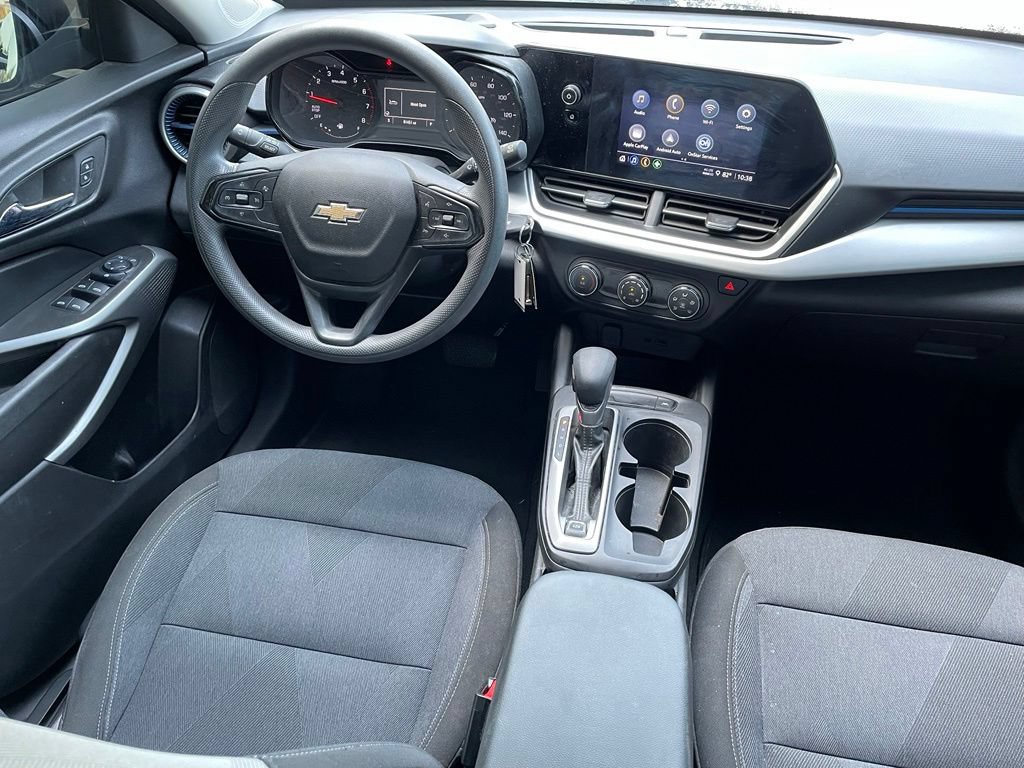 Used 2024 Chevrolet Trax LS FWD image 23