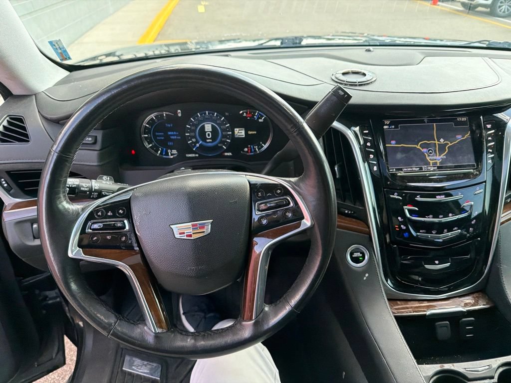 Used 2020 Cadillac Escalade Premium Luxury w/ LPO, Radiant Package AWD/4WD image 14