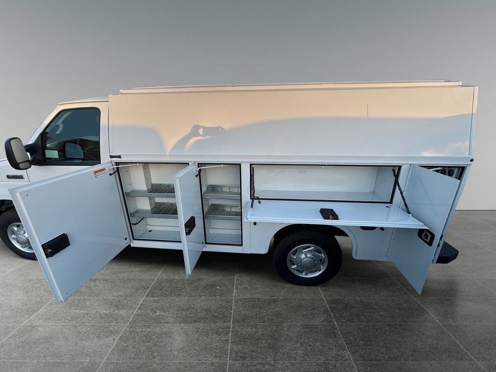 New 2026 Ford E-350 and Econoline 350 Super Duty w/ Power Equipment Group image 2