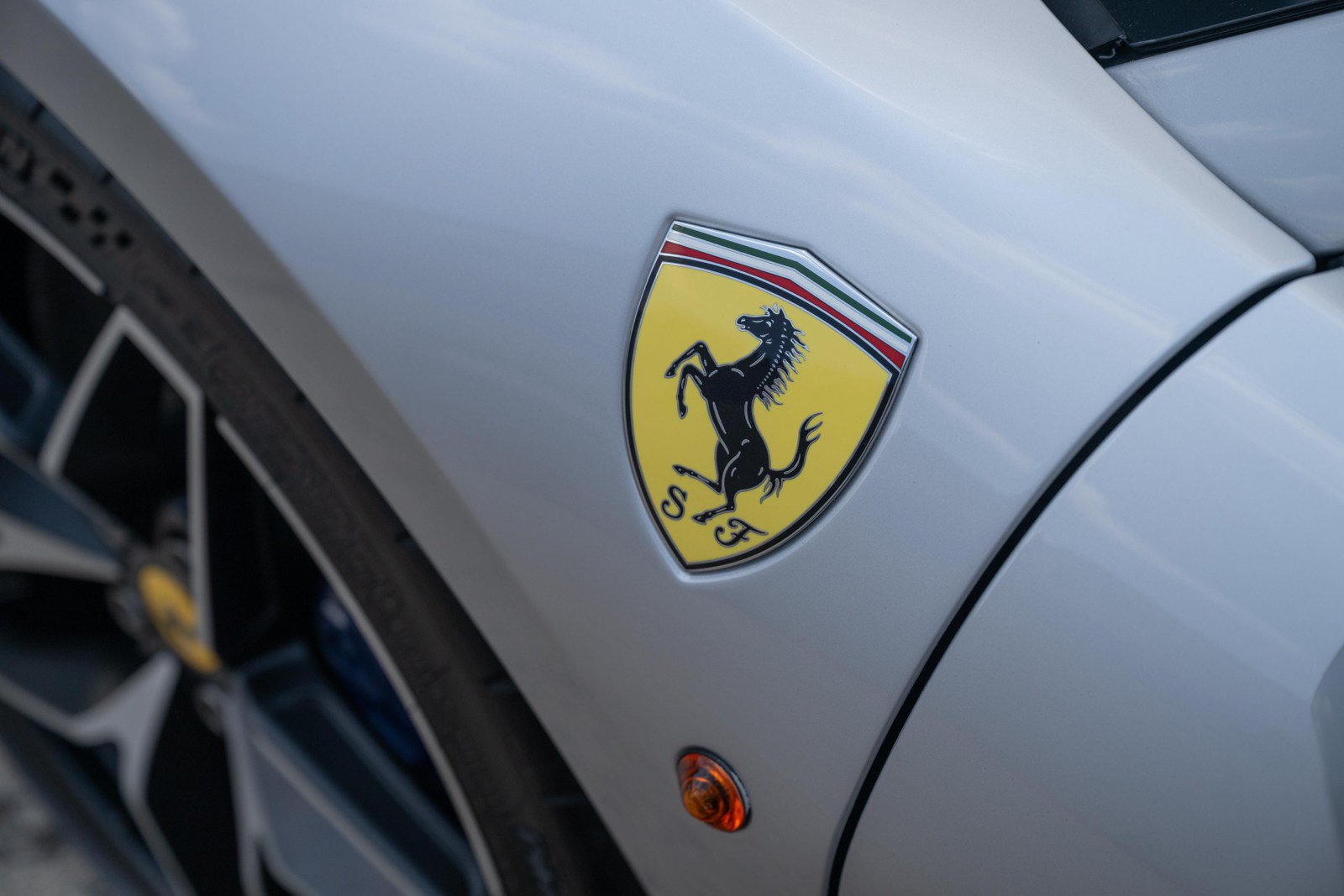 Used 2020 Ferrari 488 Pista Spider RWD image 19