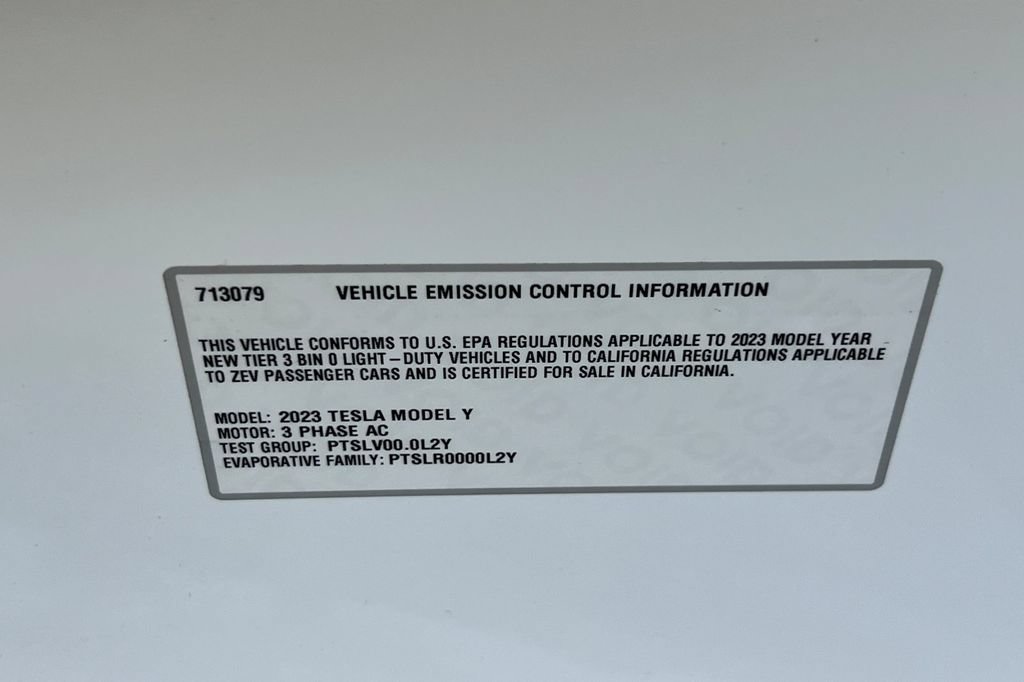 Used 2023 Tesla Model Y Performance AWD/4WD image 38