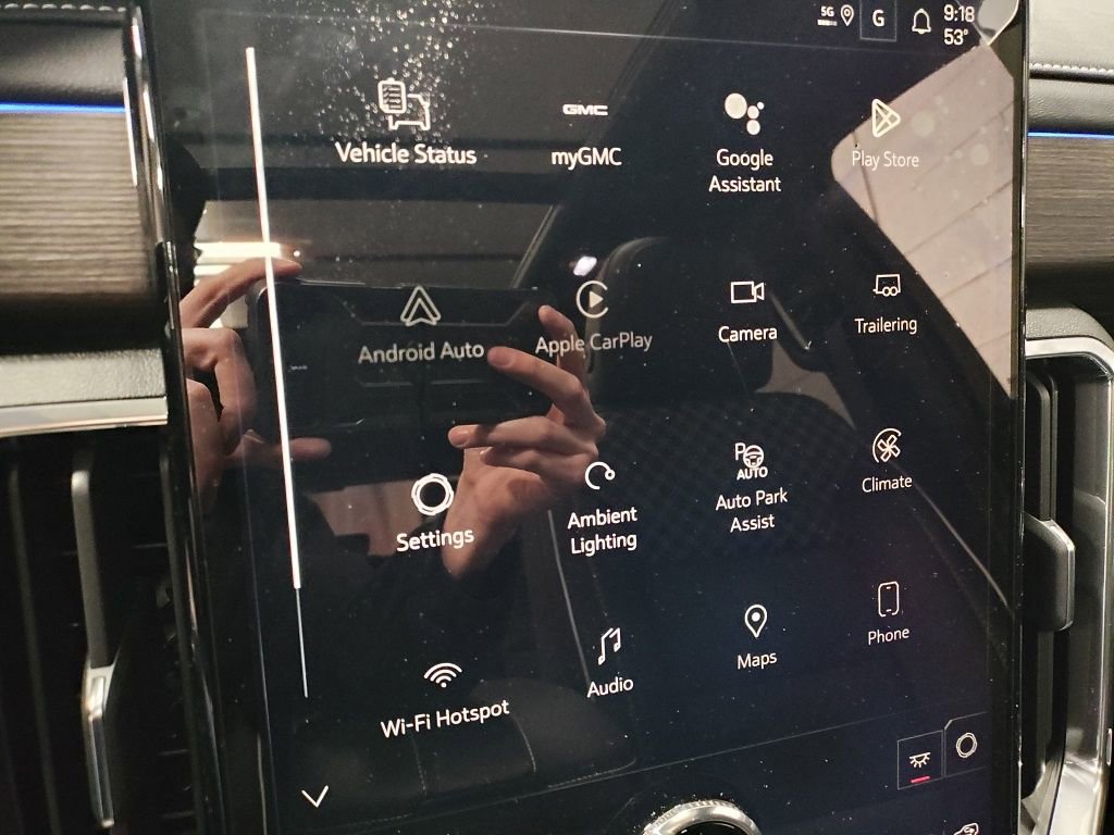 New 2026 GMC Acadia Denali w/ Super Cruise Package image 32