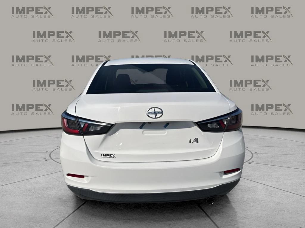 Used 2016 Scion iA FWD image 4