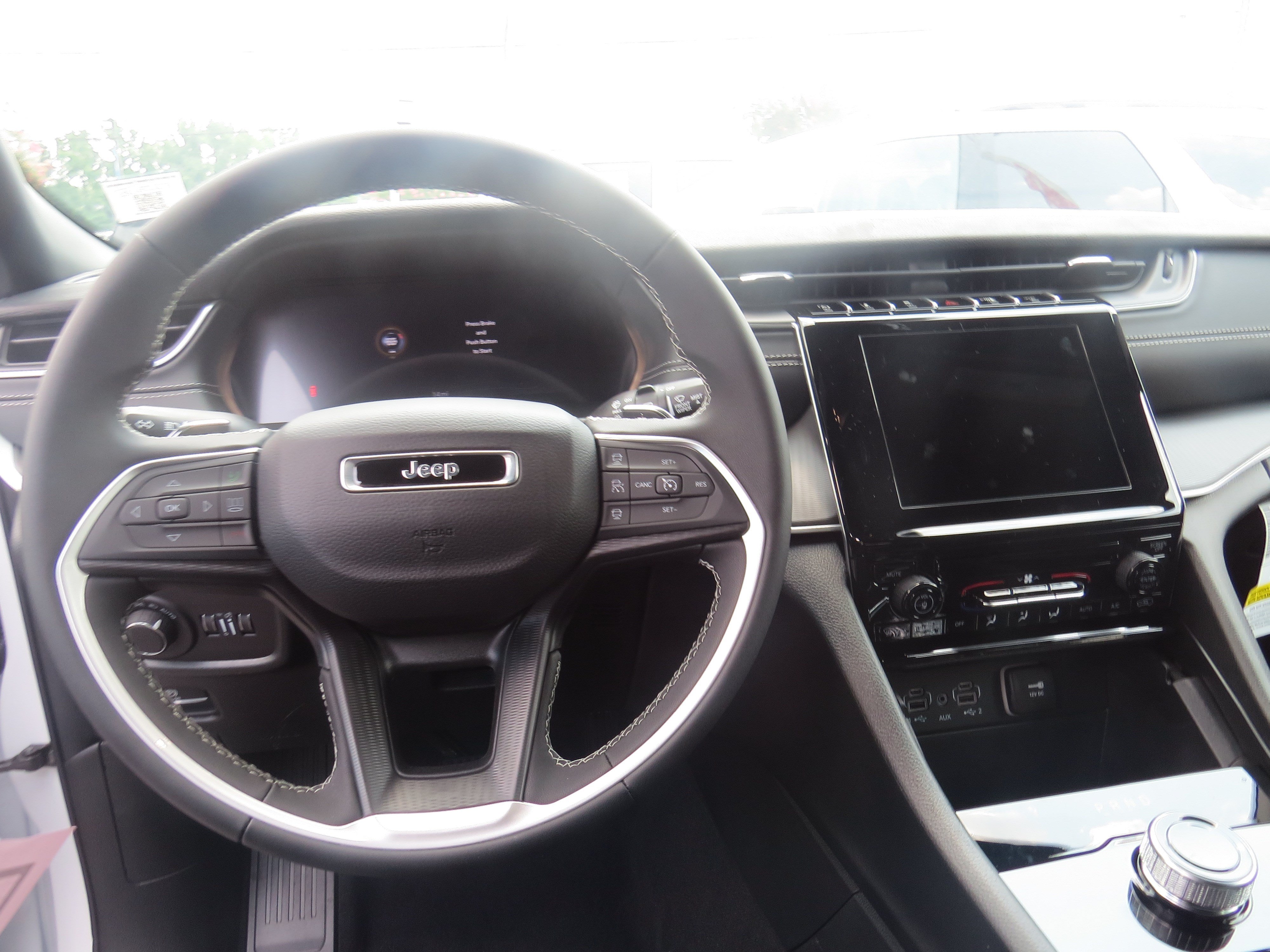New 2026 Jeep Grand Cherokee Laredo RWD image 14