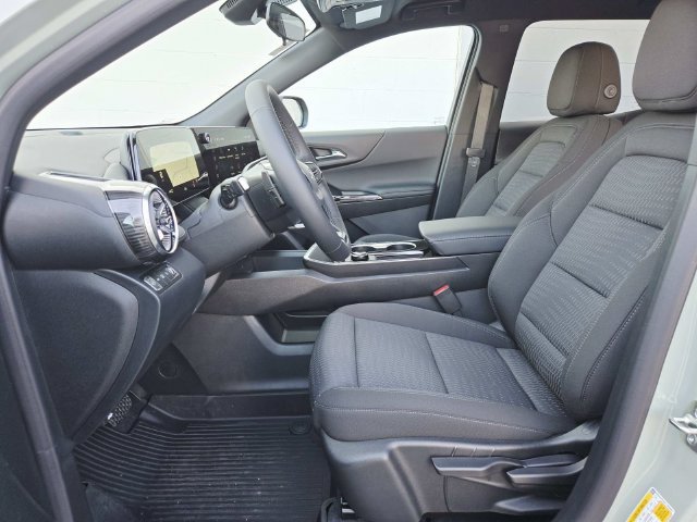 New 2026 Chevrolet Equinox LT AWD/4WD image 8