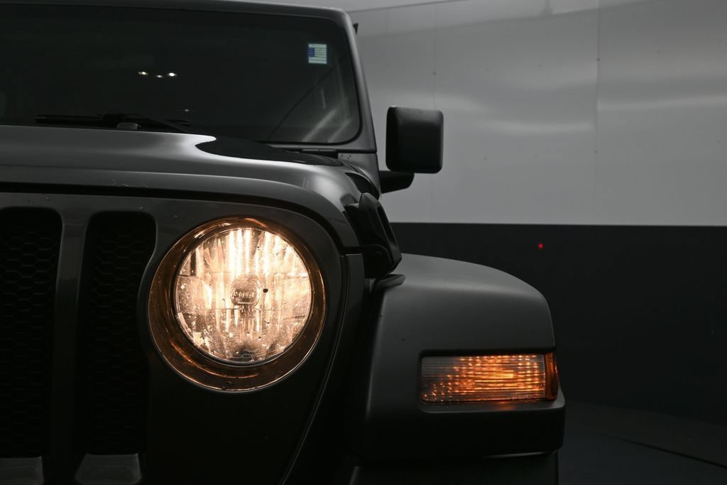 Used 2022 Jeep Wrangler Unlimited Sport AWD/4WD image 10