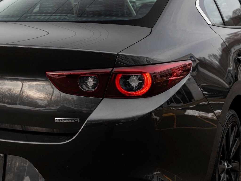 Used 2025 MAZDA MAZDA3 s image 37