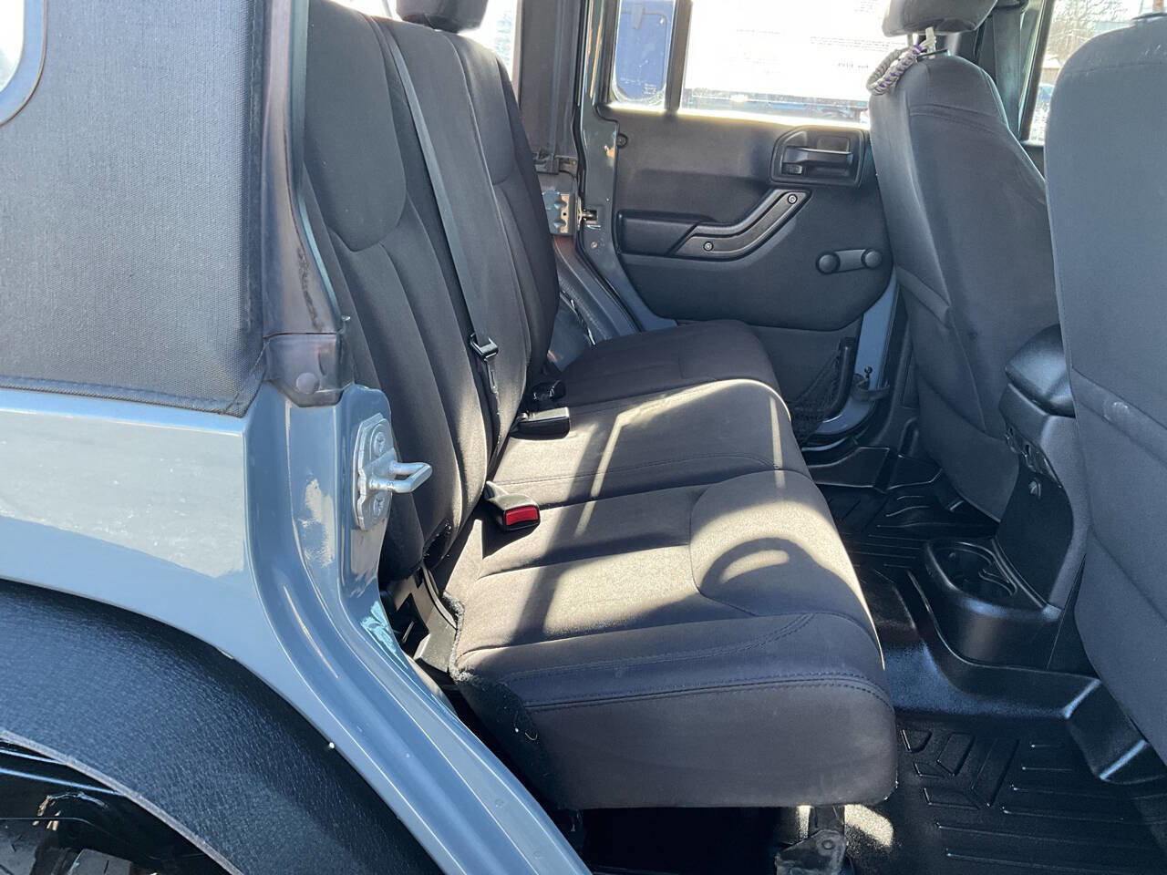 Used 2014 Jeep Wrangler Unlimited Sport w/ Max Tow Package image 15