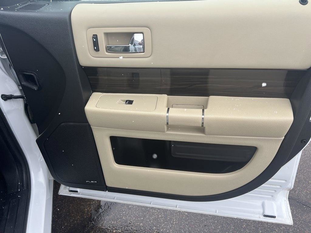 Used 2019 Ford Flex SEL AWD/4WD image 39