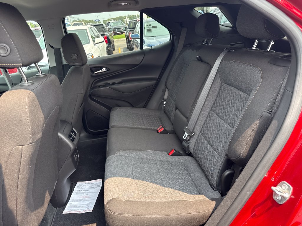 Certified 2024 Chevrolet Equinox LT FWD image 9