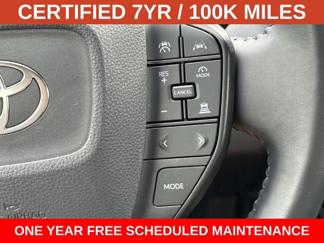 Used 2025 Toyota Prius LE FWD image 23