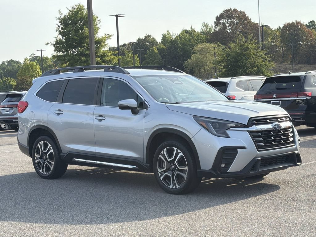 Used 2023 Subaru Ascent Limited AWD/4WD image 7