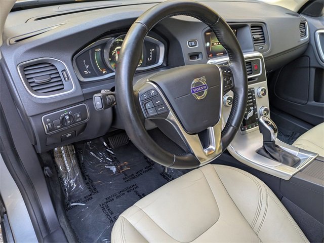 Used 2018 Volvo V60 T5 Dynamic w/ Vision Package image 9