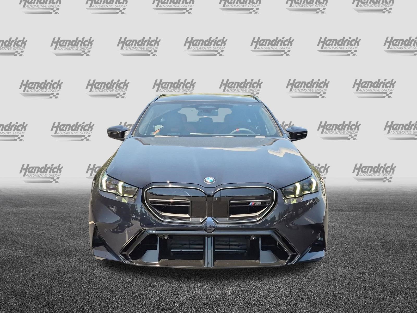 New 2027 BMW M5 Touring AWD/4WD image 3
