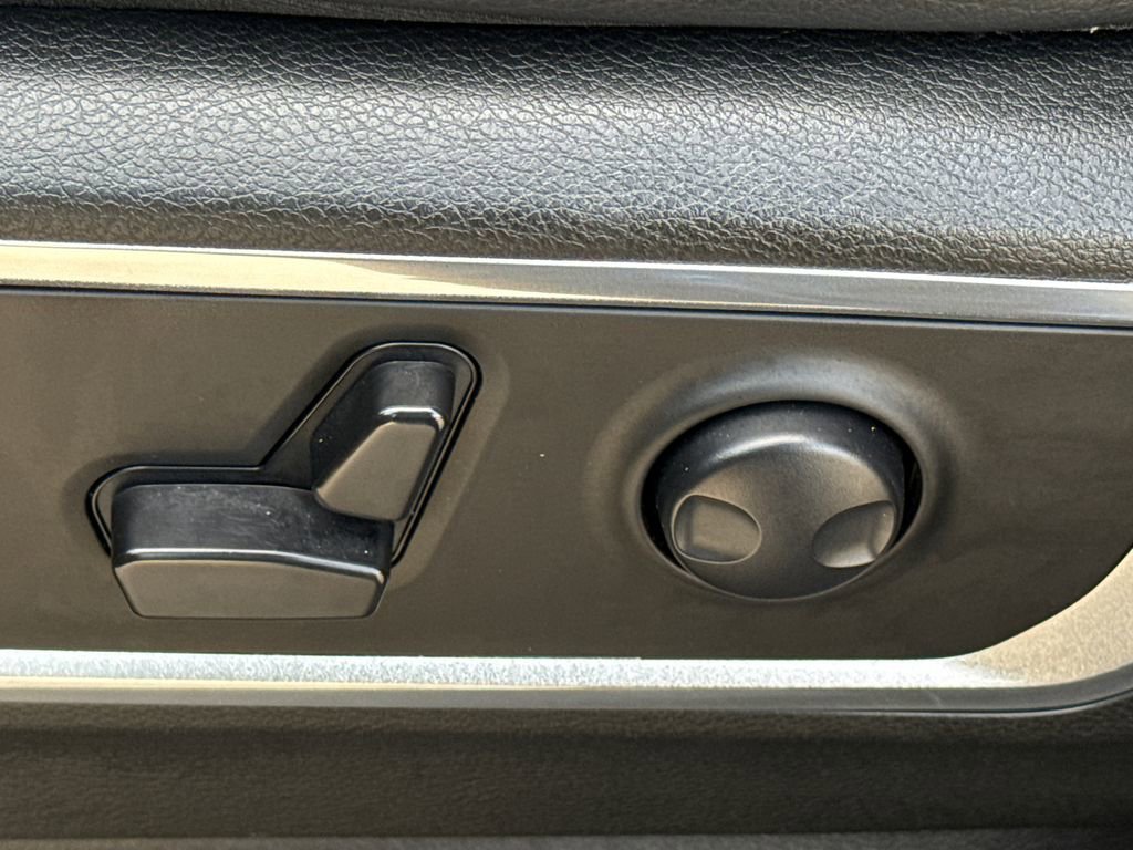 Used 2023 RAM 1500 Laramie image 21