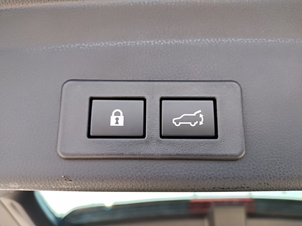 Used 2025 Subaru Ascent Bronze Edition image 63