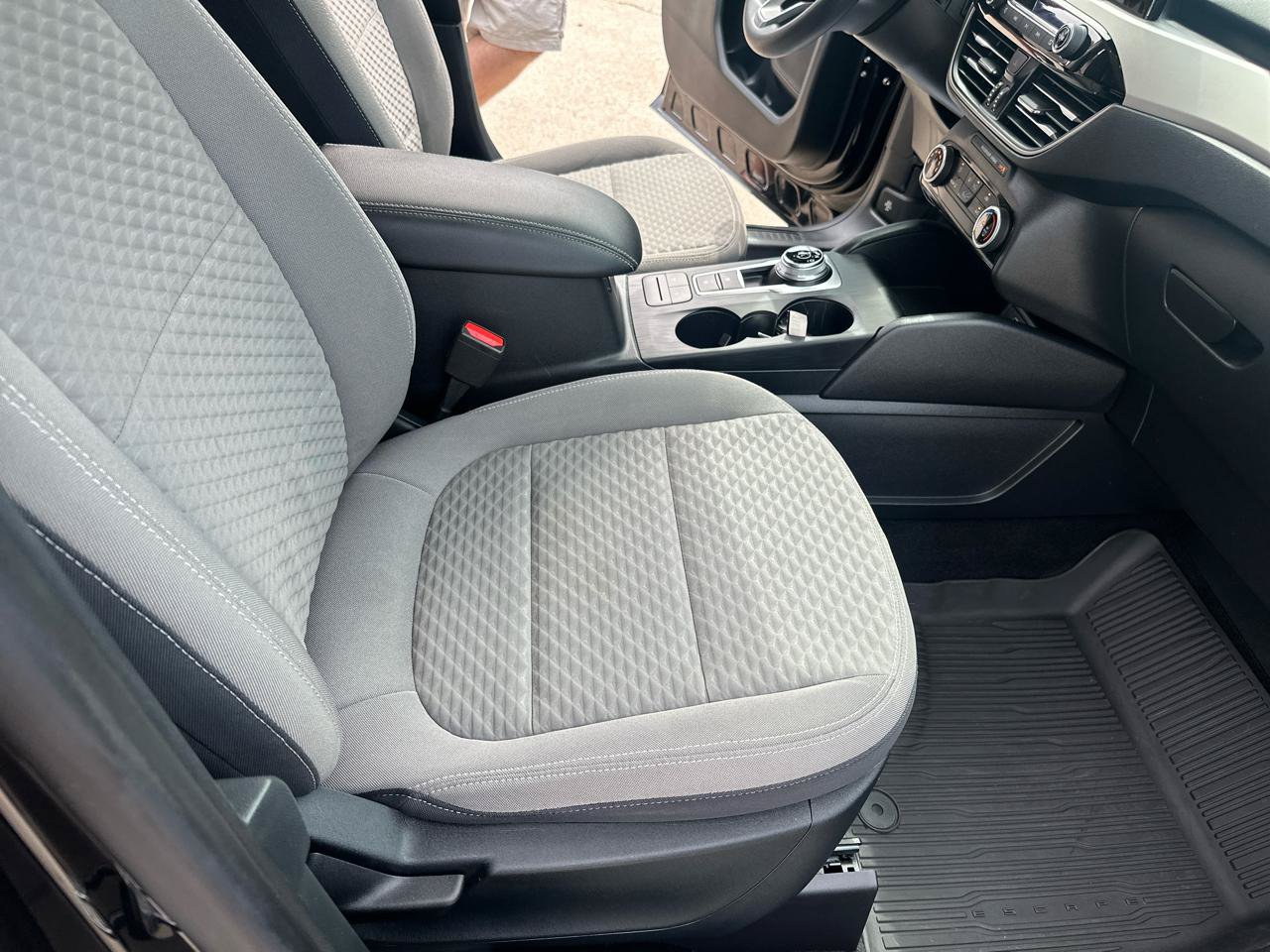 Used 2021 Ford Escape SE AWD/4WD image 26