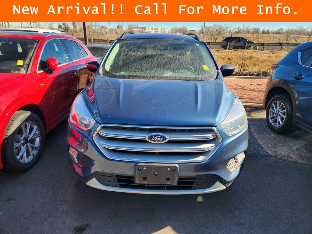 Used 2018 Ford Escape SE image 2