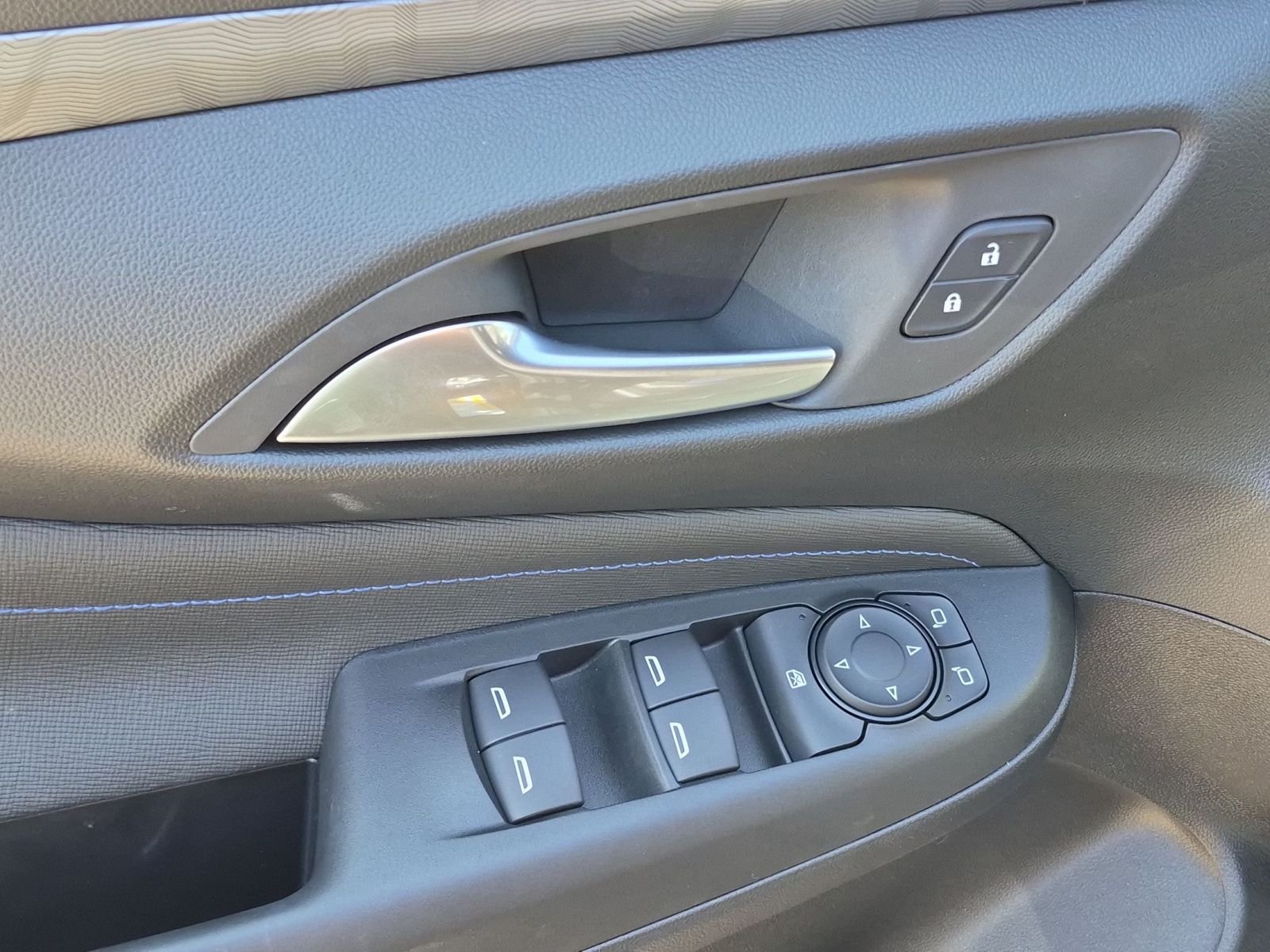 New 2026 Buick Envista Sport Touring w/ Advanced Safety Package FWD image 22