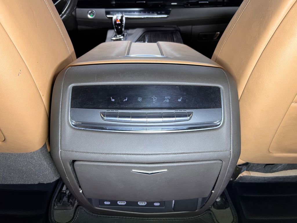 Used 2021 Cadillac Escalade ESV Premium Luxury w/ Driver Assist Tech Package AWD/4WD image 26