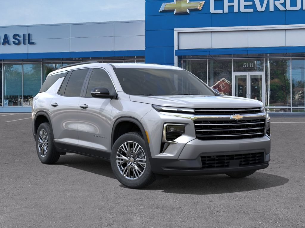 New 2026 Chevrolet Traverse LT w/ LPO, Floor Liner Package AWD/4WD image 7
