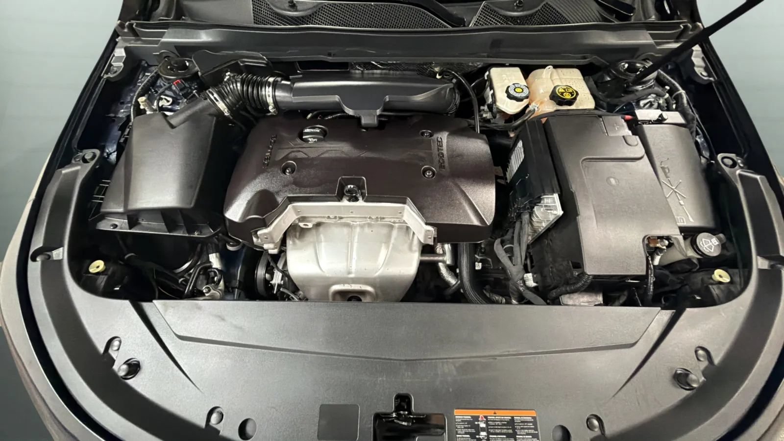 Used 2019 Chevrolet Impala LT FWD image 23