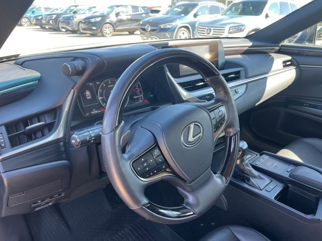 Used 2020 Lexus ES 350 w/ Premium Package image 12