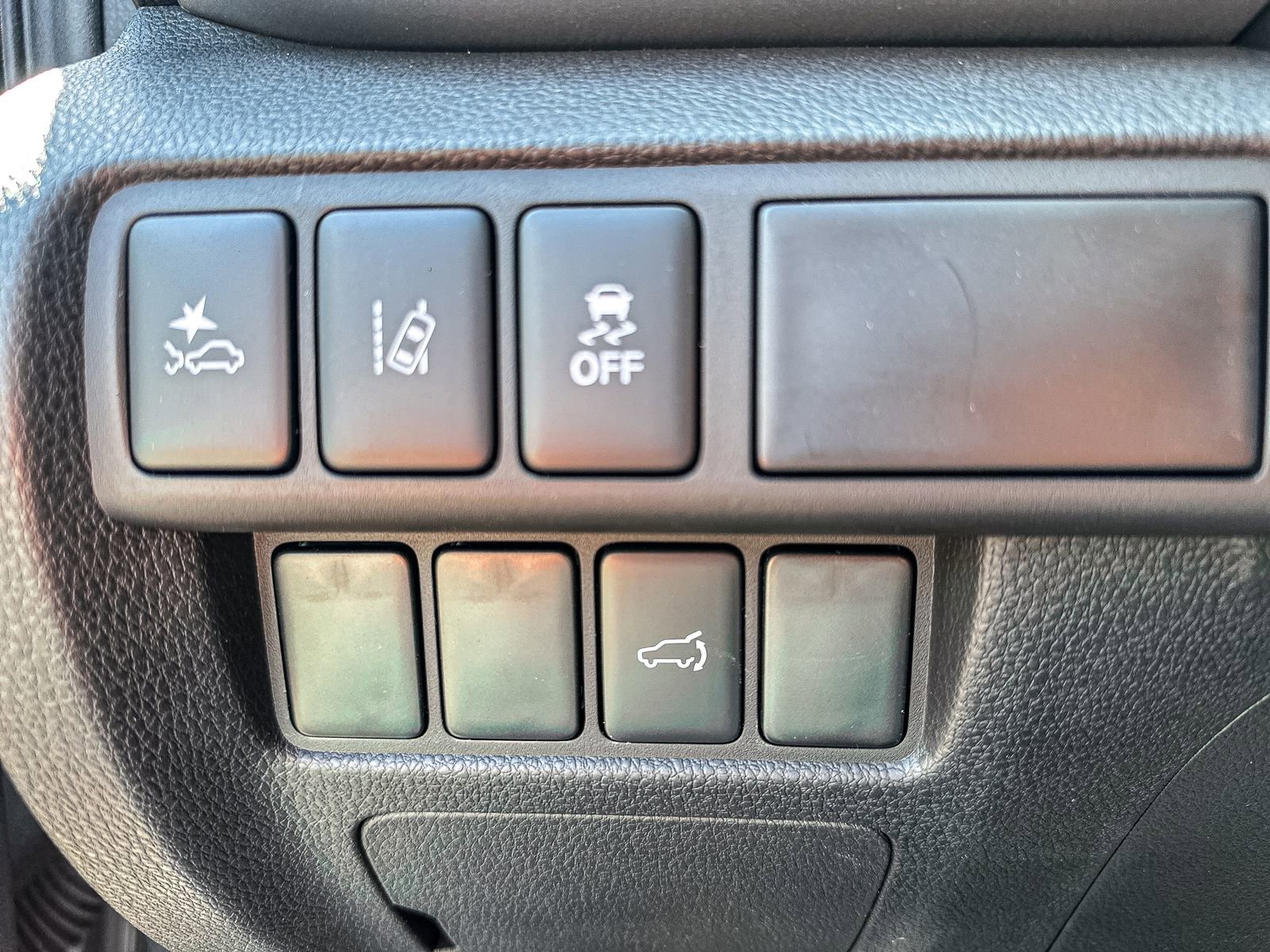 New 2025 Mitsubishi Eclipse Cross AWD image 20