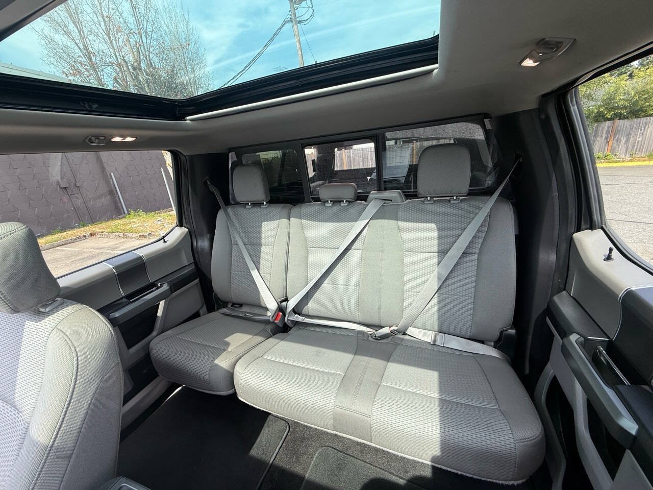Used 2018 Ford F150 XLT w/ Equipment Group 302A Luxury AWD/4WD image 8