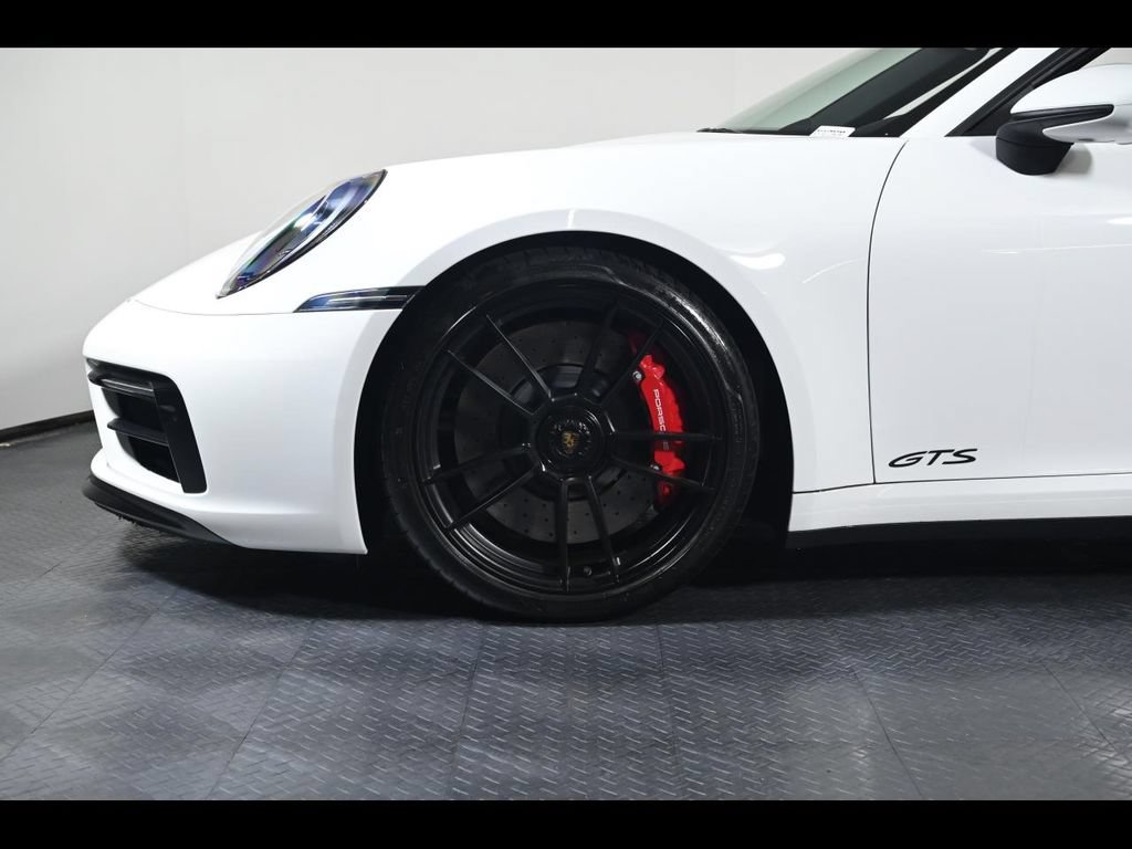 Certified 2023 Porsche 911 Carrera GTS RWD image 35