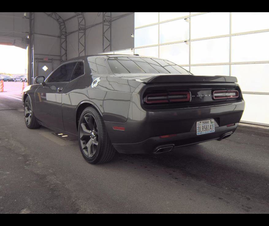 Used 2019 Dodge Challenger GT w/ Driver Convenience Group RWD image 9