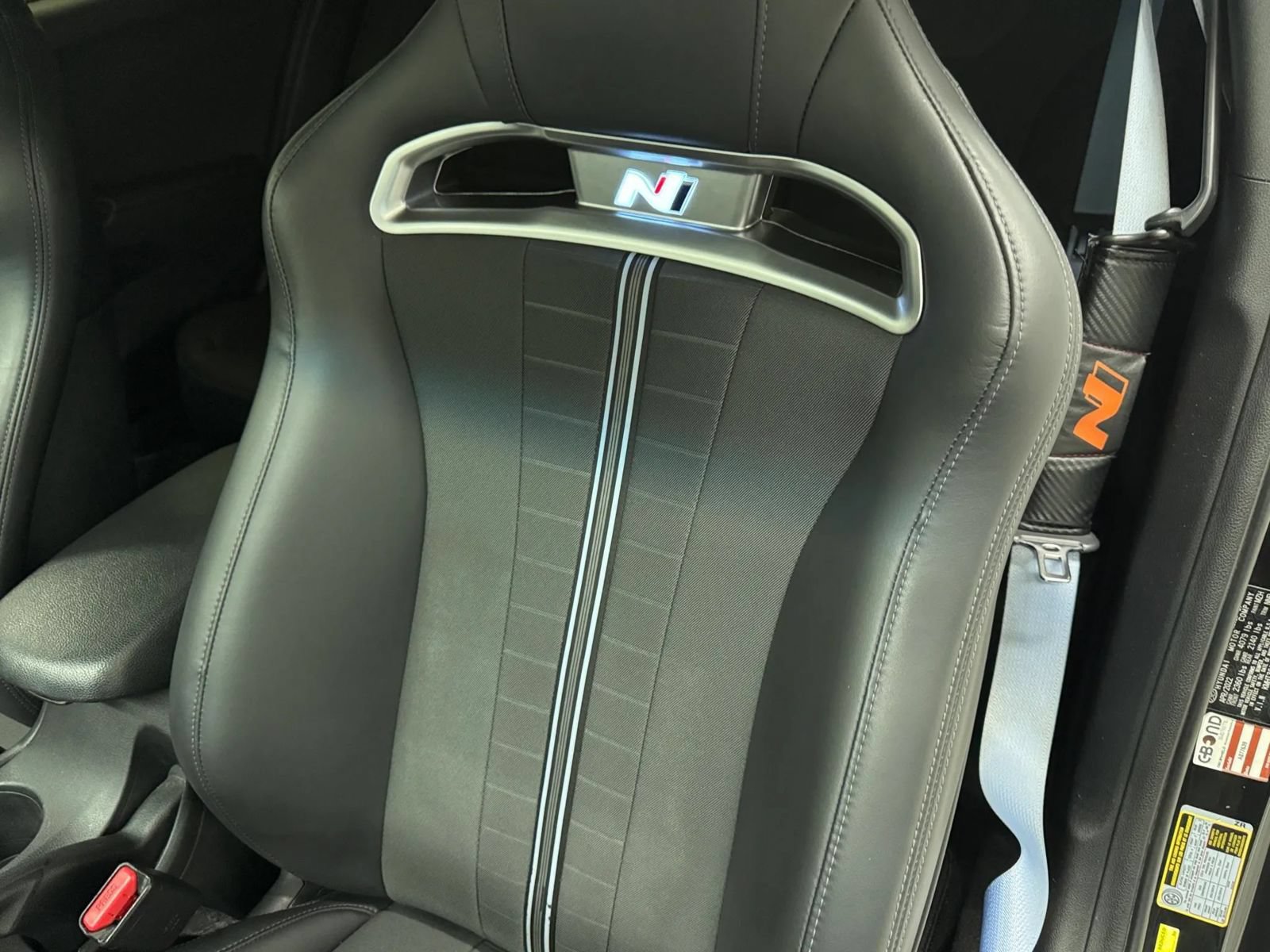 Used 2022 Hyundai Veloster N FWD image 15