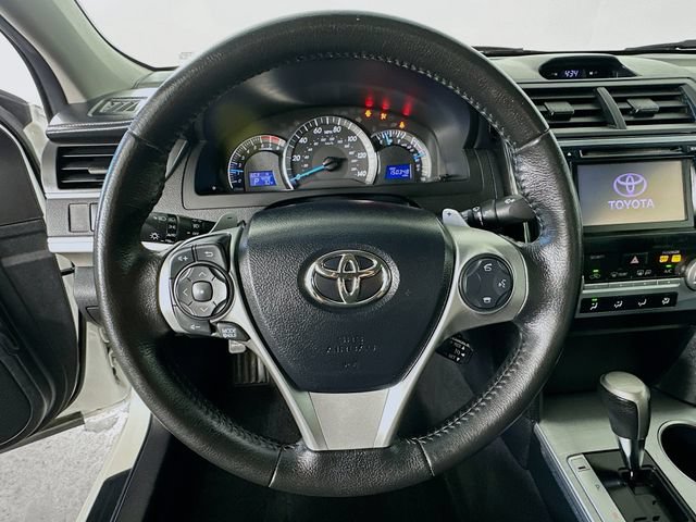 Used 2012 Toyota Camry SE FWD image 21