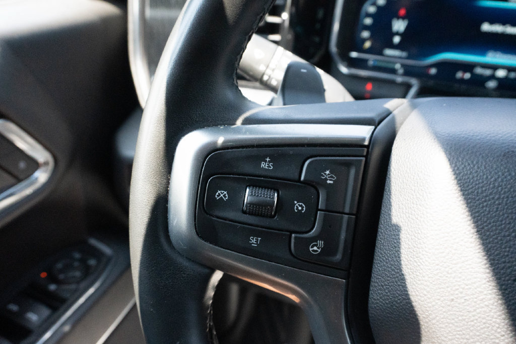 Used 2023 Chevrolet Silverado 1500 LT Trail Boss w/ LT Trail Boss Premium Package AWD/4WD image 32
