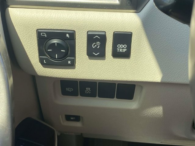 Used 2019 Lexus GX 460 AWD/4WD image 28