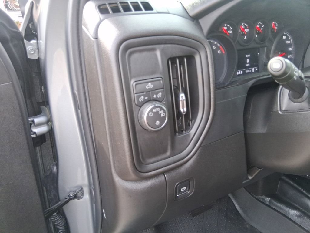 Used 2026 Chevrolet Silverado 1500 W/T w/ WT Value Package RWD image 14