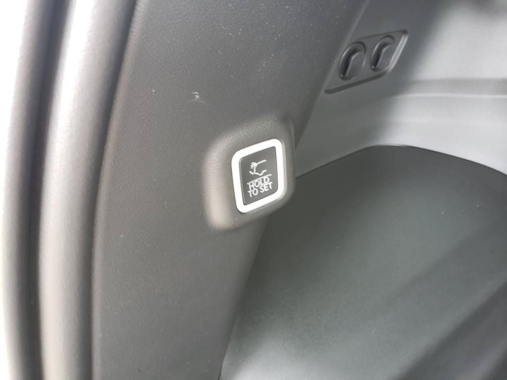 New 2026 Jeep Cherokee Limited AWD/4WD image 10
